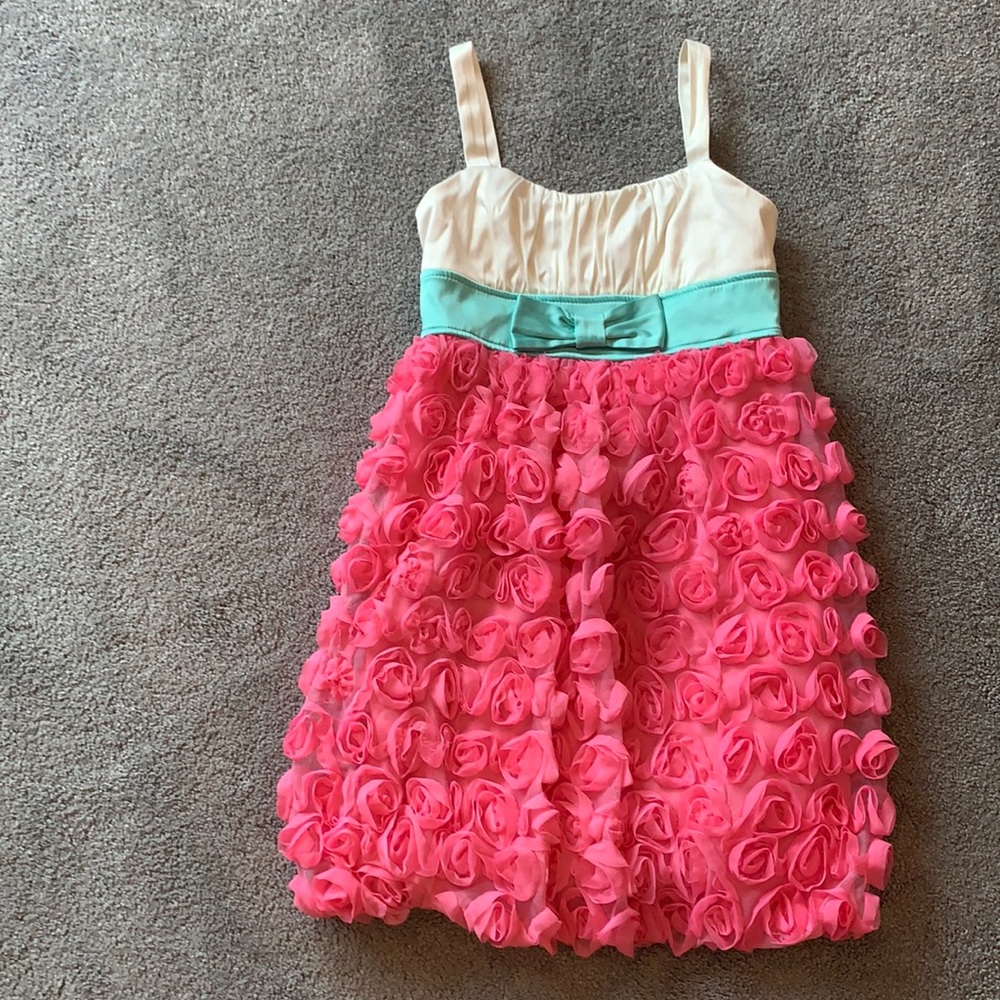 Girls dress